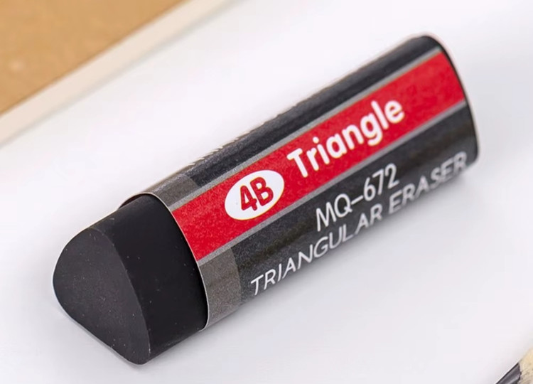 پاککن مثلثی مشکی ۴B مدل Triangle MQ-672